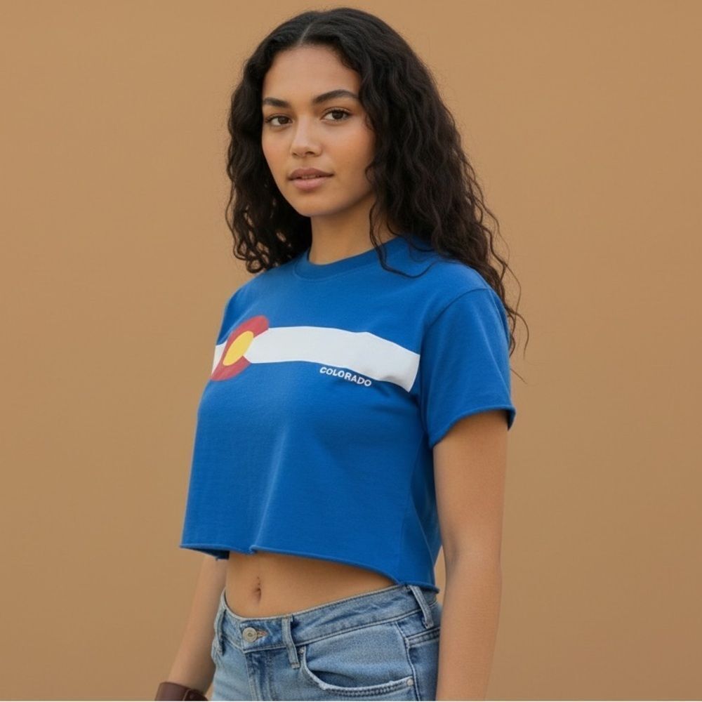 Colorado Flag Crop Top Tee | Blue Graphic T-Shirt | Size‎ Small